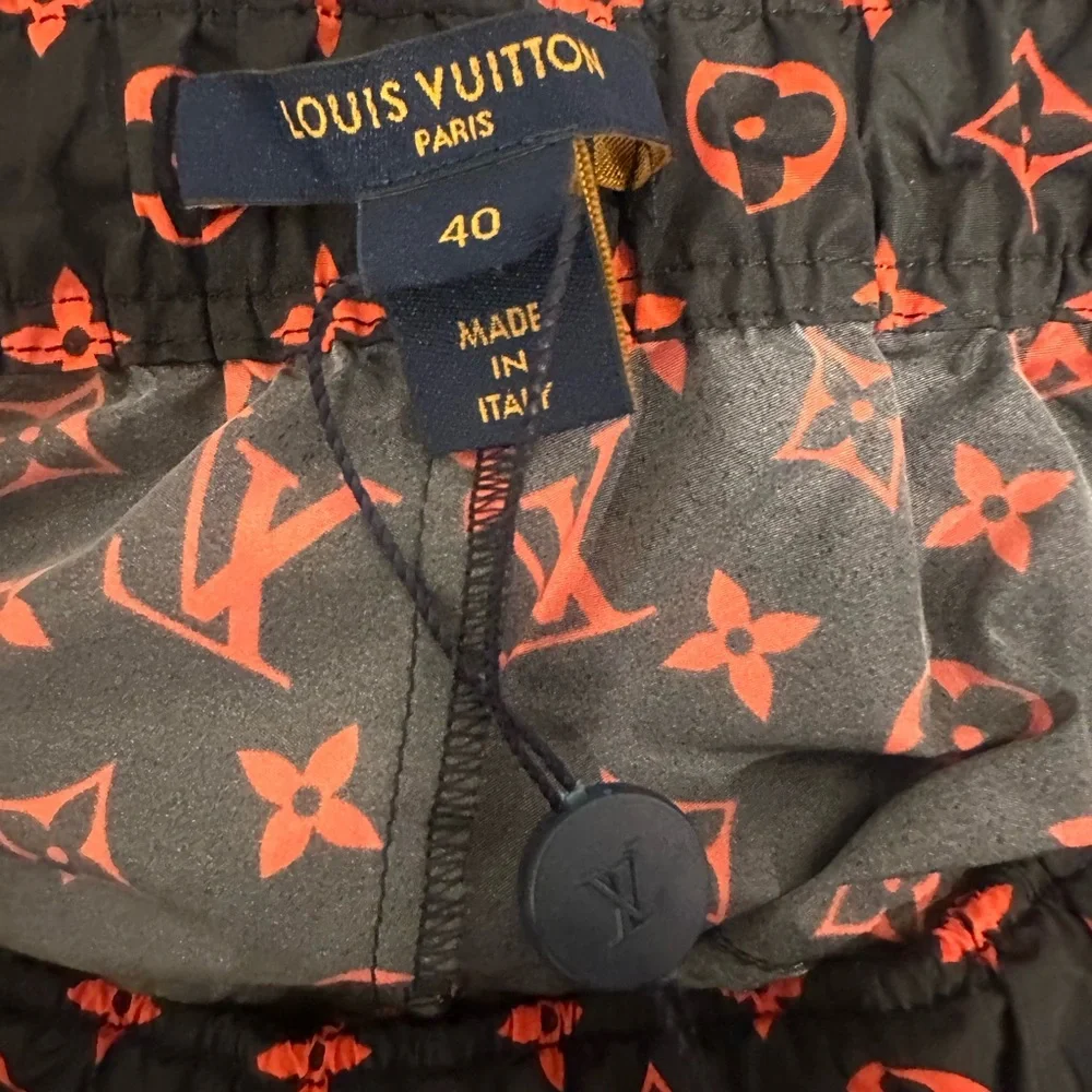 LV Monogram Pants - Picture 4 of 4
